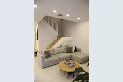 1085 River Birch St, Hollywood, FL 33019 - Photo 24