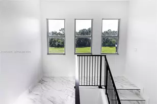 312 SE Via Sangro, Port Saint Lucie, FL 34952 - Photo 34