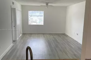 455 NE 210th Cir Terrace, Miami, FL 33179 - Photo 8