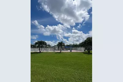 455 NE 210th Cir Ter #102-18, Miami, FL 33179 - Photo 6