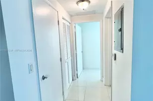 950 Brickell Bay Dr, Miami, FL 33131 - Photo 8