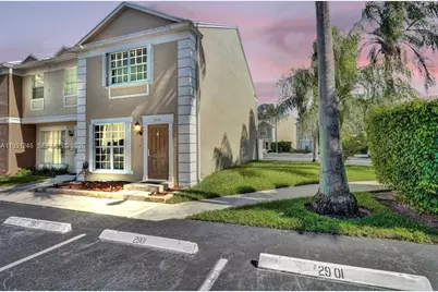 2901 Dorchester Ln, Cooper City, FL 33026 - Photo 2