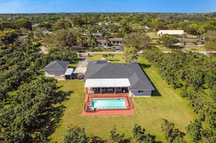 23505 SW 153rd Ave, Homestead, FL 33032 - Photo 4