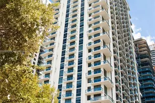 11 NE 6th St, Miami, FL 33132 - Photo 12