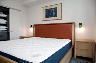 11 NE 6th St, Miami, FL 33132 - Photo 20