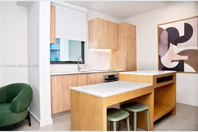 11 NE 6th St #1109, Miami, FL 33132 - Photo 2