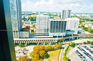 11 NE 6th St, Miami, FL 33132 - Photo 28