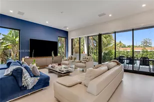 8826 Froude Ave, Surfside, FL 33154 - Photo 12