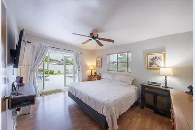 6661 SW 6th St, Pembroke Pines, FL 33023 - Photo 22