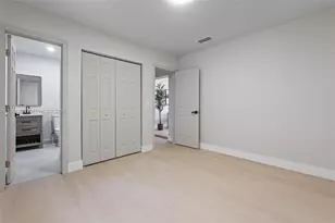 511 SW 72nd Ave, North Lauderdale, FL 33068 - Photo 16