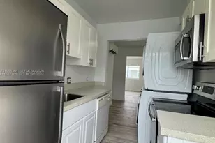 1248 Marseille Dr, Miami Beach, FL 33141 - Photo 10