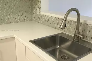 842 NE 209th St, Miami, FL 33179 - Photo 6