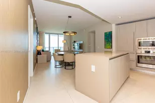 4111 S Ocean Dr, Hollywood, FL 33019 - Photo 2