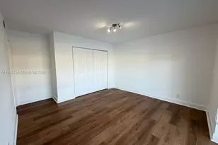 1361 NE 40th Pl, Oakland Park, FL 33334 - Photo 16