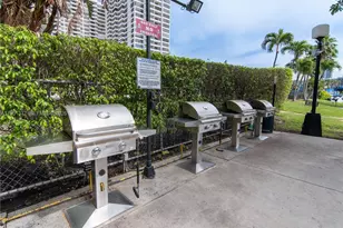 2500 Parkview Dr, Hallandale Beach, FL 33009 - Photo 40