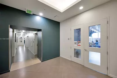 1900 N Bayshore Dr, Miami, FL 33132 - Photo 16