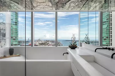 851 NE 1st Ave #3411, Miami, FL 33132 - Photo 58