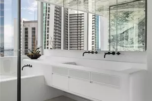851 NE 1st Ave, Miami, FL 33132 - Photo 68