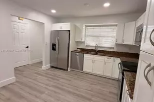 7064 Woodmont Ave, Tamarac, FL 33321 - Photo 4