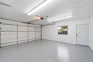 4711 NE 18th Ave, Oakland Park, FL 33334 - Photo 28