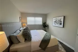 4050 NE 12th Terrace, Oakland Park, FL 33334 - Photo 8