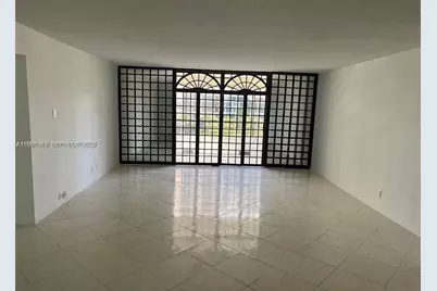 500 Three Islands Blvd #306, Hallandale Beach, FL 33009 - Photo 2