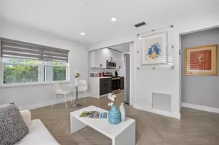 101 NE 47th Ct, Oakland Park, FL 33334 - Photo 6