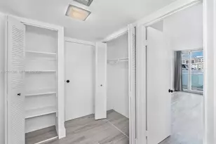 100 Bayview Dr, Sunny Isles Beach, FL 33160 - Photo 24