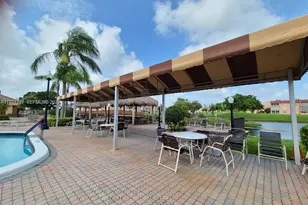 8861 Sunrise Lakes Blvd, Sunrise, FL 33322 - Photo 38