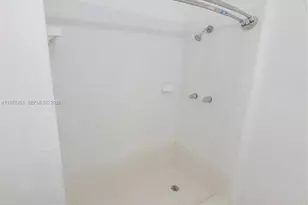 2061 NW 96th Terrace, Pembroke Pines, FL 33024 - Photo 12