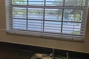 2061 NW 96th Terrace, Pembroke Pines, FL 33024 - Photo 8