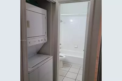 2061 NW 96th Ter #12P, Pembroke Pines, FL 33024 - Photo 16