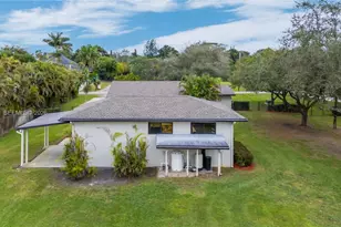 2751 SW 137th Terrace, Davie, FL 33330 - Photo 42