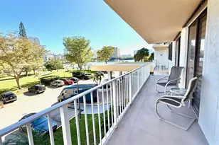 290 174th St, Sunny Isles Beach, FL 33160 - Photo 20