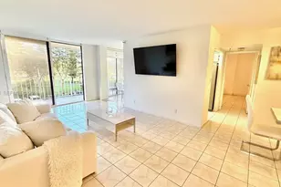 290 174th St, Sunny Isles Beach, FL 33160 - Photo 2