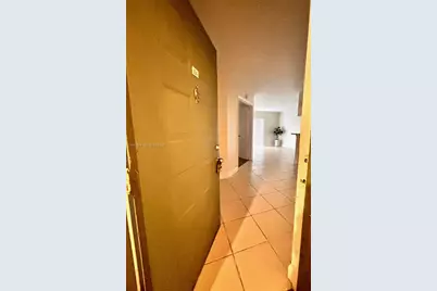 450 S Park Rd #5-104, Hollywood, FL 33021 - Photo 2