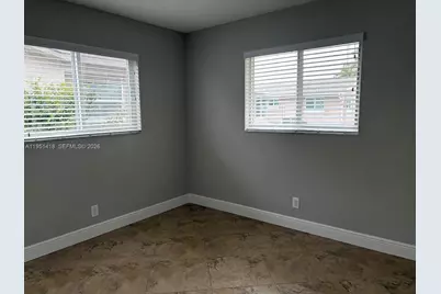 7305 NW 57th Ct, Tamarac, FL 33321 - Photo 8