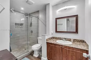 1210 NW 99th Ave, Pembroke Pines, FL 33024 - Photo 16