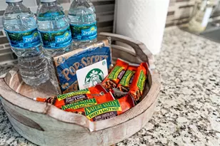 1075 NE 12th Ave, Homestead, FL 33030 - Photo 12