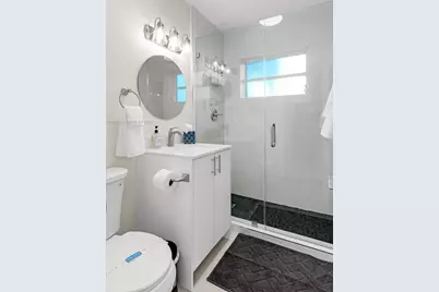 1075 NE 12 Ave #1075, Homestead, FL 33030 - Photo 18