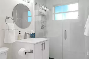 1075 NE 12th Ave, Homestead, FL 33030 - Photo 18