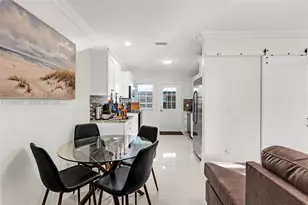 1075 NE 12th Ave, Homestead, FL 33030 - Photo 4