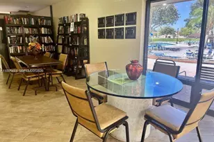 9370 Sunrise Lakes Blvd, Sunrise, FL 33322 - Photo 30