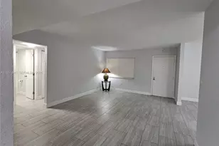 8075 SW 107th Ave, Miami, FL 33173 - Photo 18