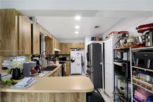 3529 W 14th Ln, Hialeah, FL 33012 - Photo 4