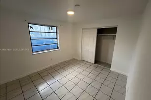 1719 NW 16th St, Miami, FL 33125 - Photo 14