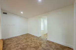 410 Pinecrest Dr, Miami Springs, FL 33166 - Photo 10