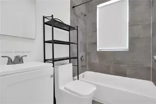 402 NW 12th Ave, Miami, FL 33128 - Photo 18