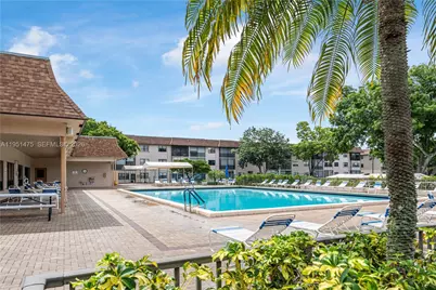 4960 E Sabal Palm Blvd #301, Tamarac, FL 33319 - Photo 1