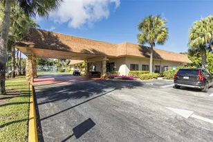 6085 N Sabal Palm Blvd, Tamarac, FL 33319 - Photo 20